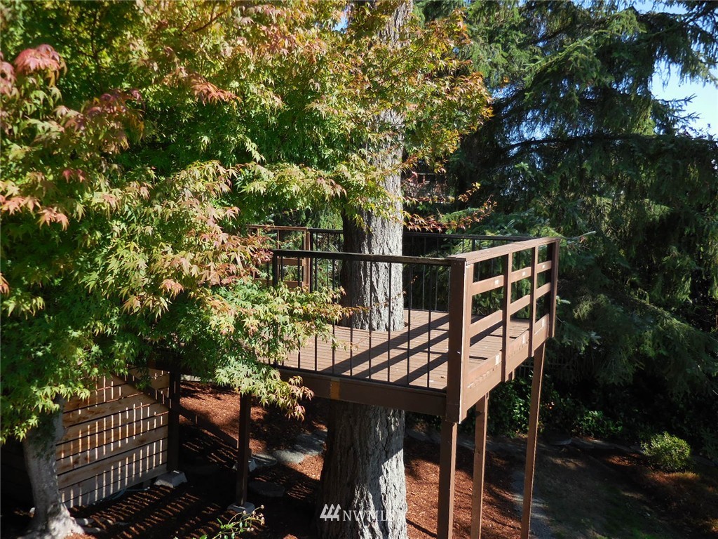 21200 President Point Road Northeast Kingston, WA 98346 - Photo 22 of 24 Gallery Image 22