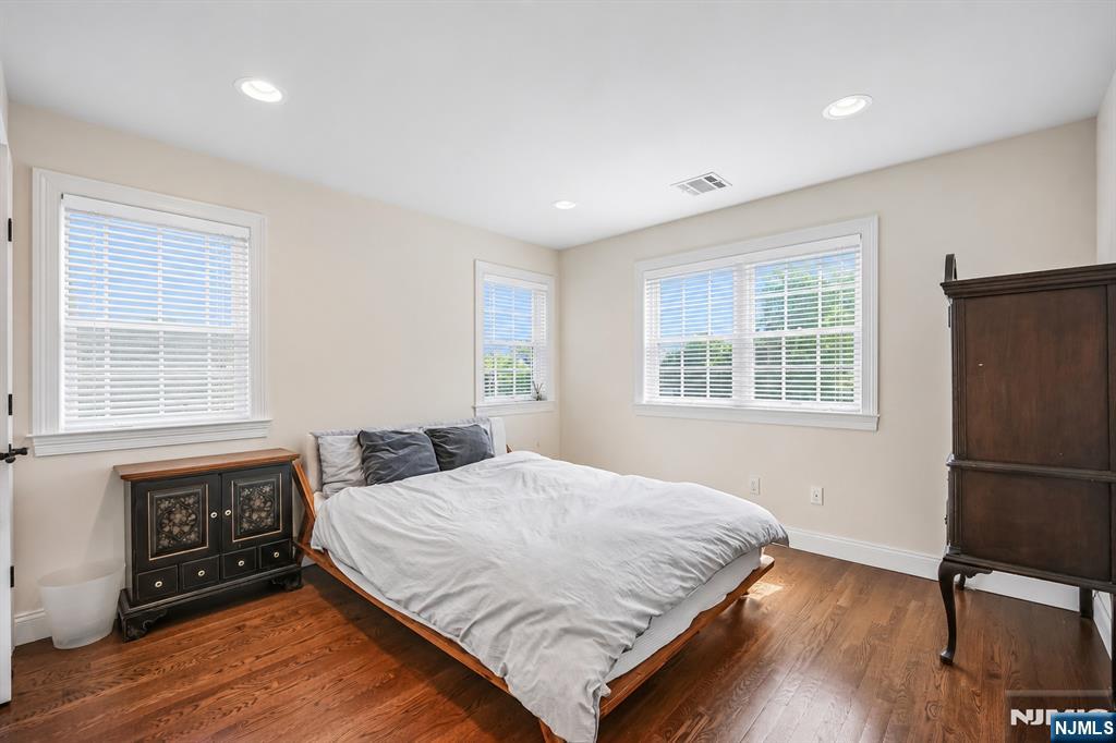 39 Grove Street, Unit B Tenafly, NJ 07670 - Photo 13 of 24
