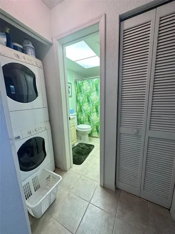 $1,900 | 4024 Oakview Drive, Unit I9, Port Charlotte, FL 33980