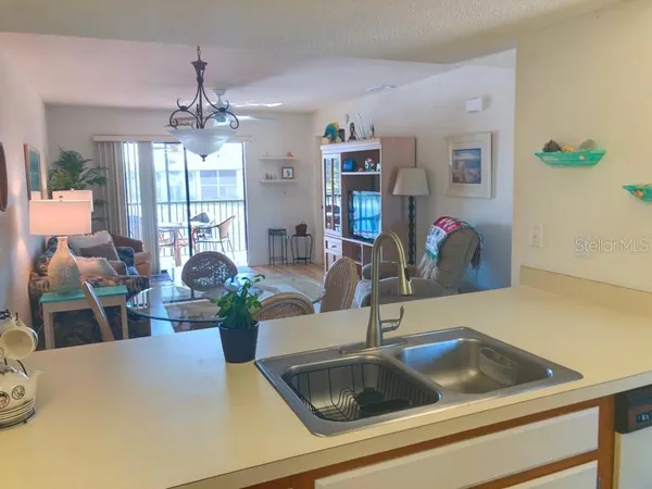 $1,900 | 4024 Oakview Drive, Unit I9, Port Charlotte, FL 33980