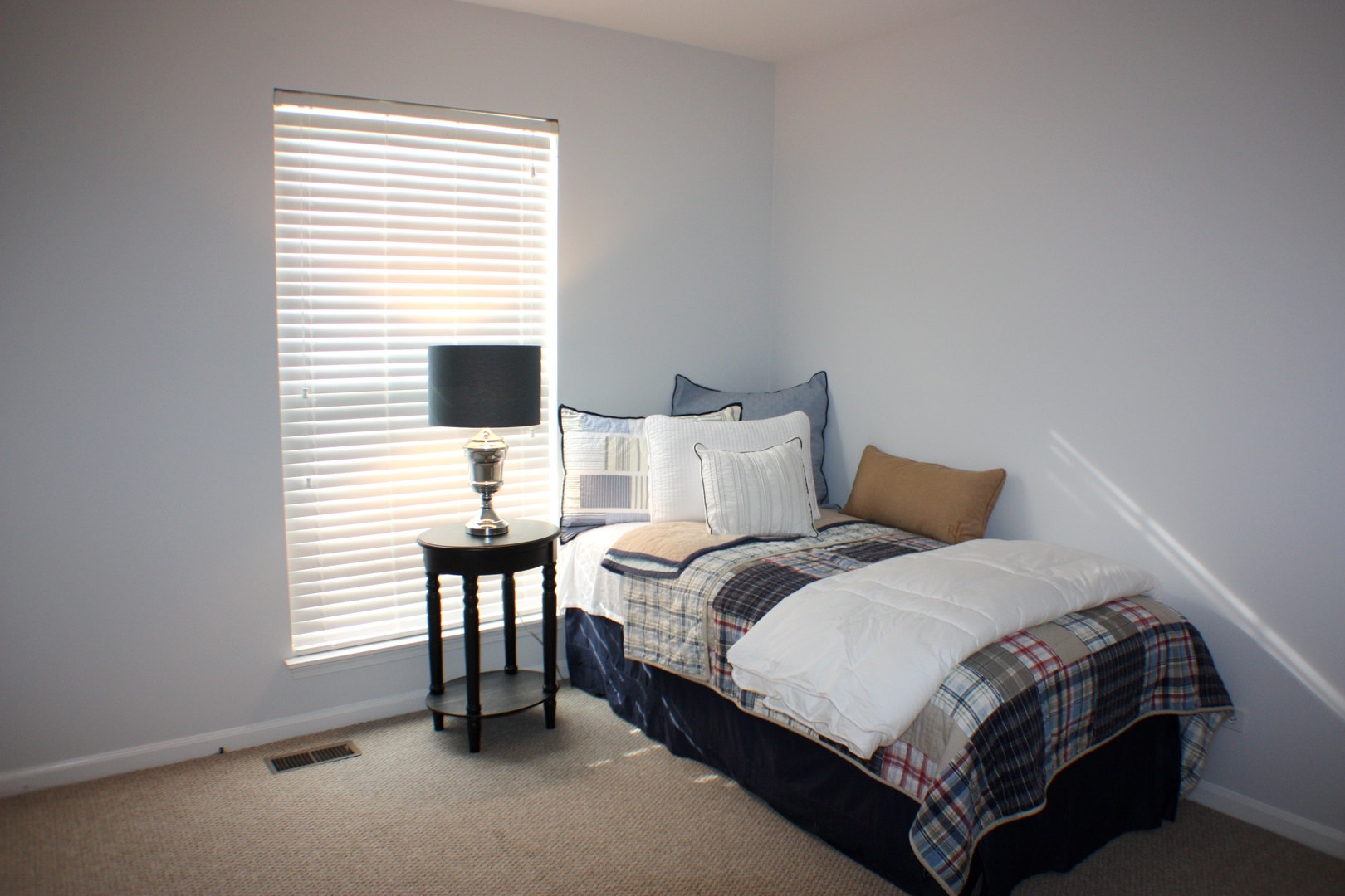 1195 Cobblers Crossing Elgin, IL 60120 - Photo 20 of 24