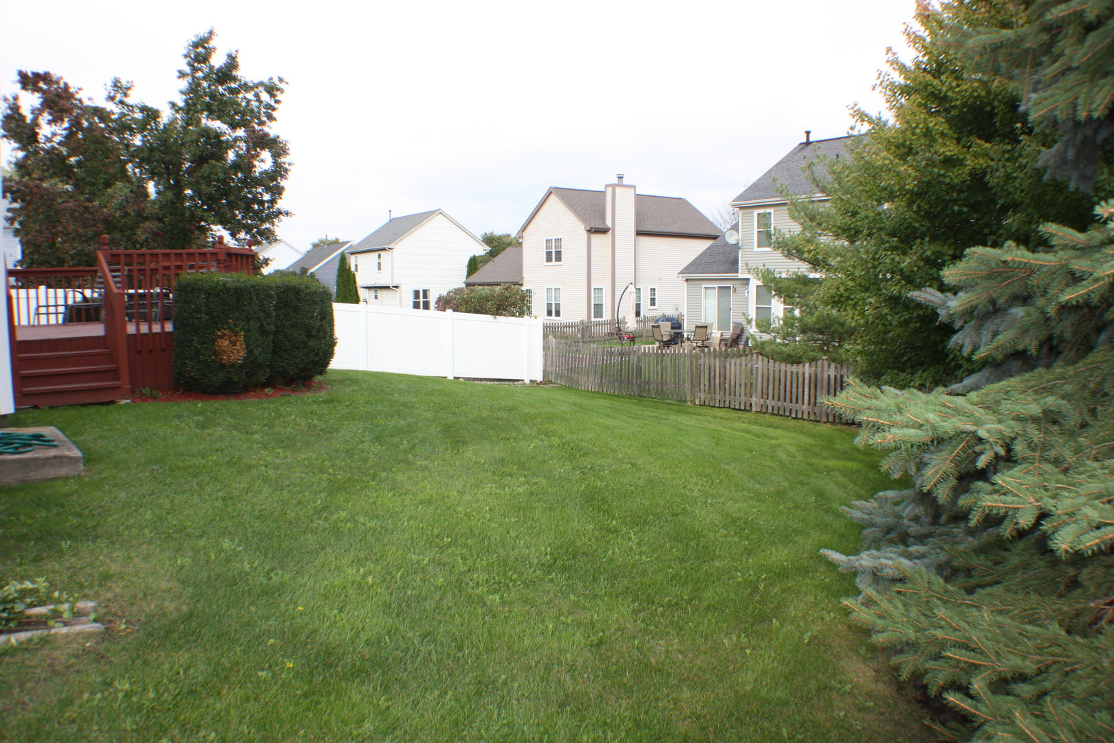1195 Cobblers Crossing Elgin, IL 60120 - Photo 23 of 24