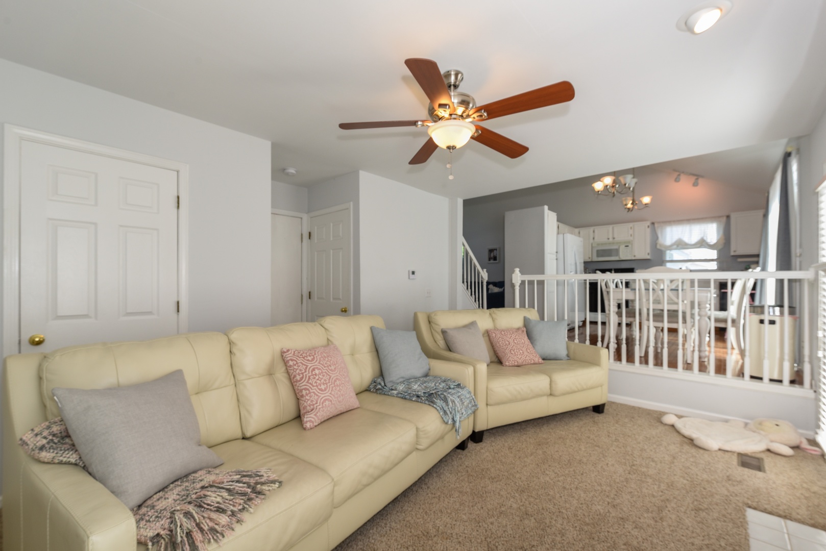 1195 Cobblers Crossing Elgin, IL 60120 - Photo 7 of 24