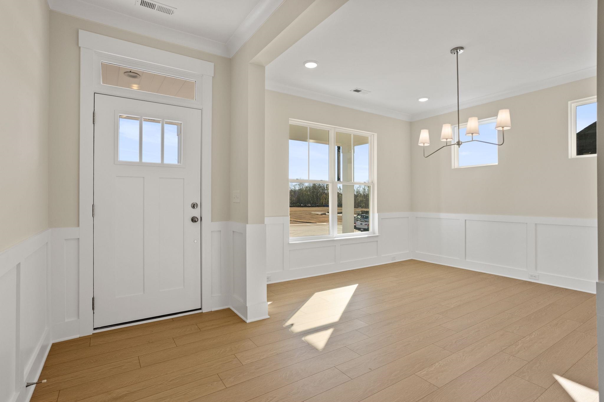 1716 Constitution Lane Moore, SC 29369 - Photo 4 of 27