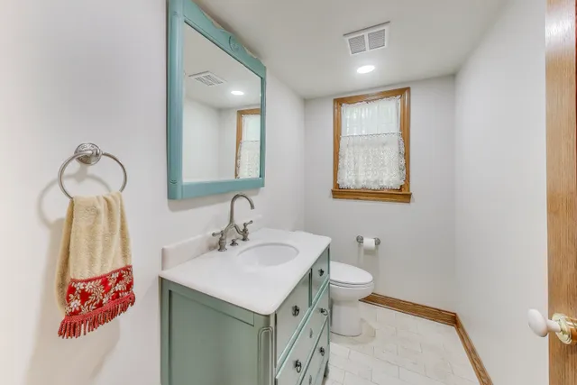 $664,500 | 31700 118th Street, Randall, WI 53181