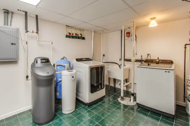 $664,500 | 31700 118th Street, Randall, WI 53181