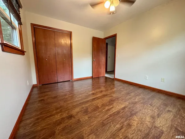 $193,000 | 1707 Riverview Drive, Macomb, IL 61455