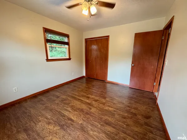 $193,000 | 1707 Riverview Drive, Macomb, IL 61455