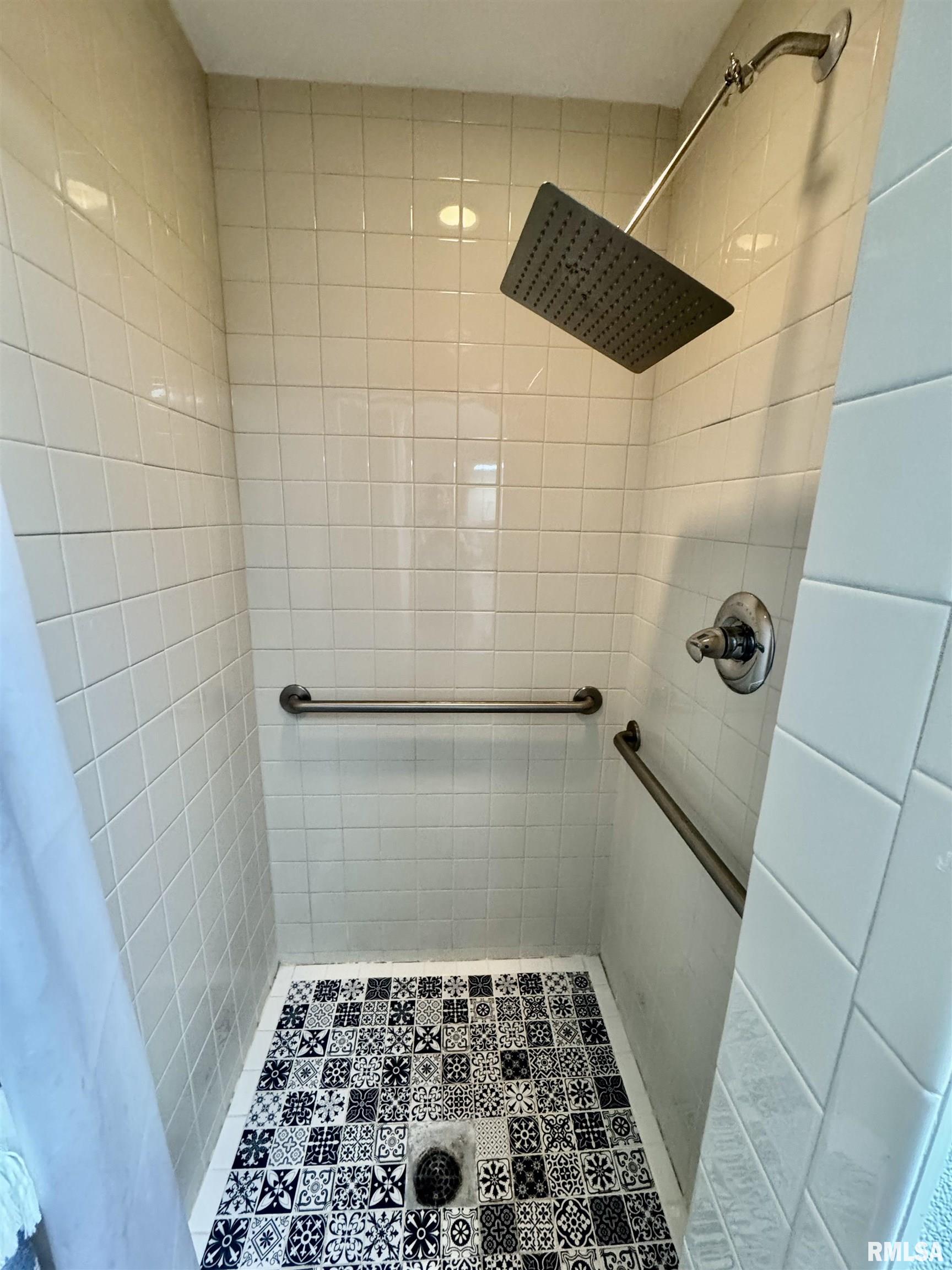 1707 Riverview Drive Macomb, IL 61455 - Photo 42 of 59