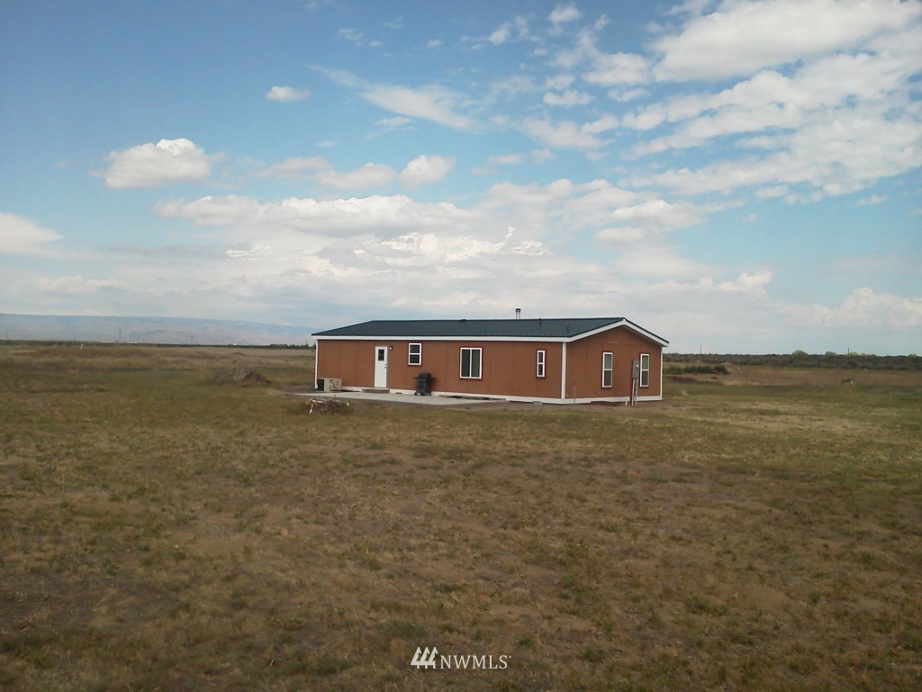 19121 3.1 Road Southwest Quincy, WA 98848 - Photo 6 of 7 Gallery Image 6