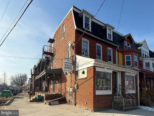$695,000 | 352 East New Street, Lancaster, PA 17602