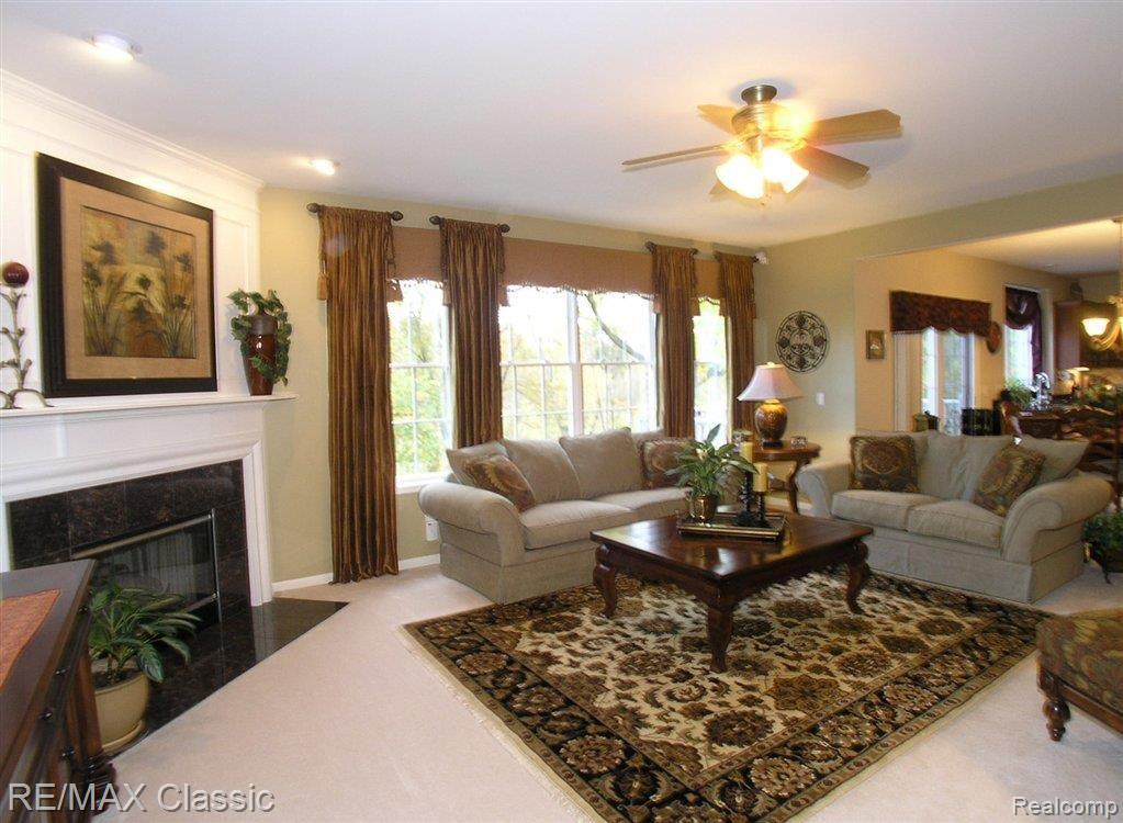 3931 Ridgemonte Court Rochester, MI 48306 - Photo 11 of 23 II Guity 002.JPG