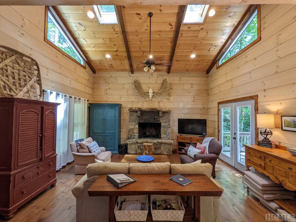 130 Raintree Lane Highlands, NC 28741 - Photo 3 of 38 Gallery Image 3