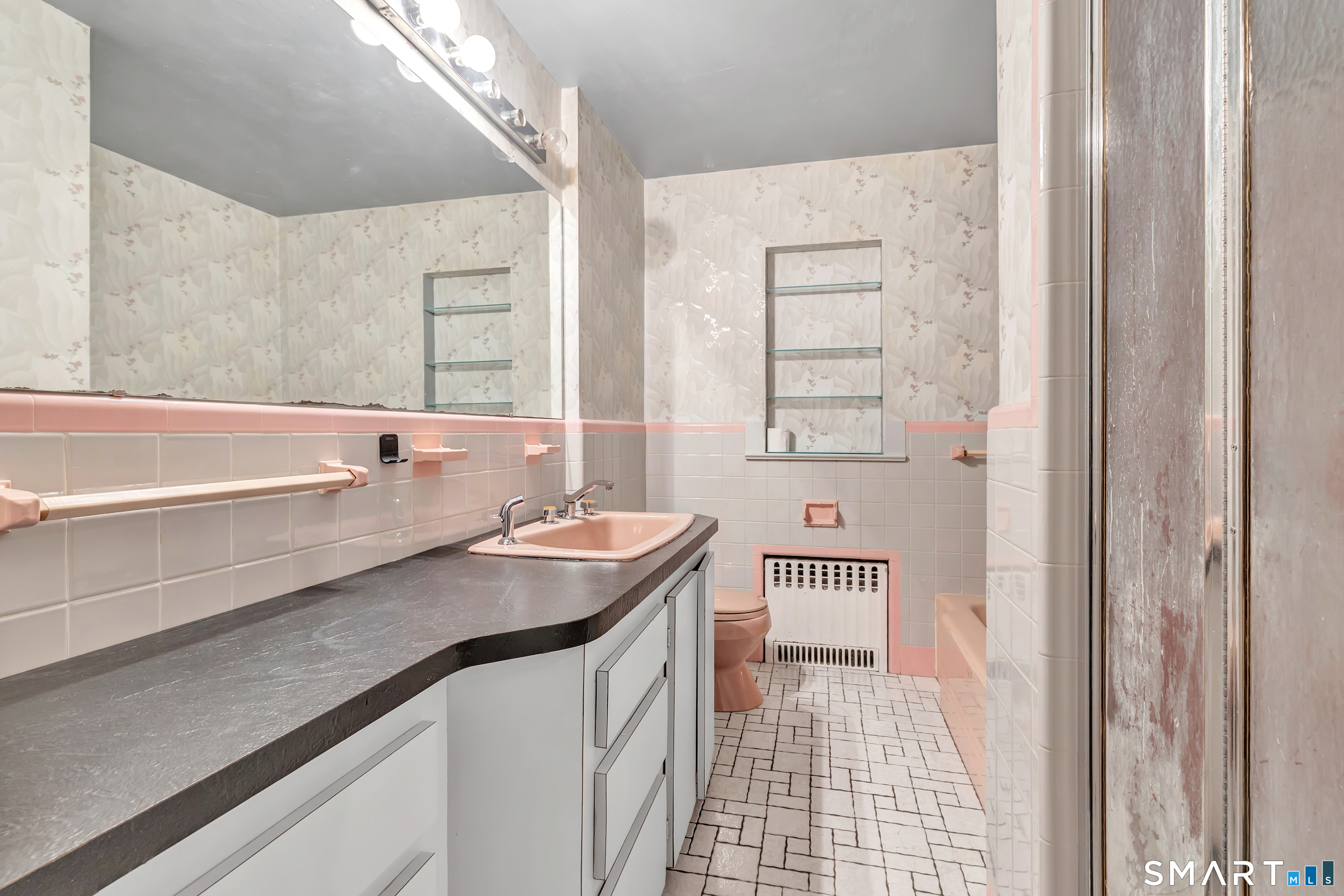 13 Calhoun Avenue Trumbull, CT 06611 - Photo 20 of 32