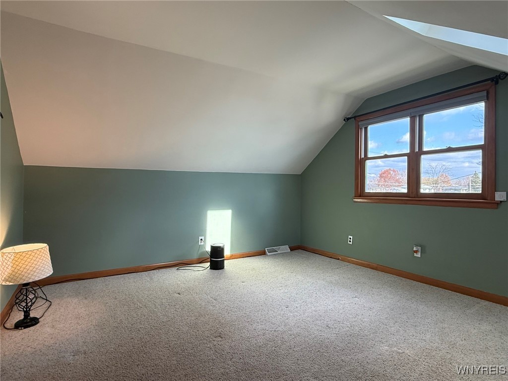 2122 Fix Road Grand Island, NY 14072 - Photo 16 of 36