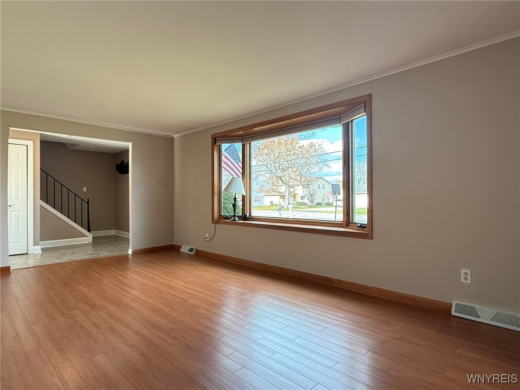 2122 Fix Road Grand Island, NY 14072 - Photo 5 of 36