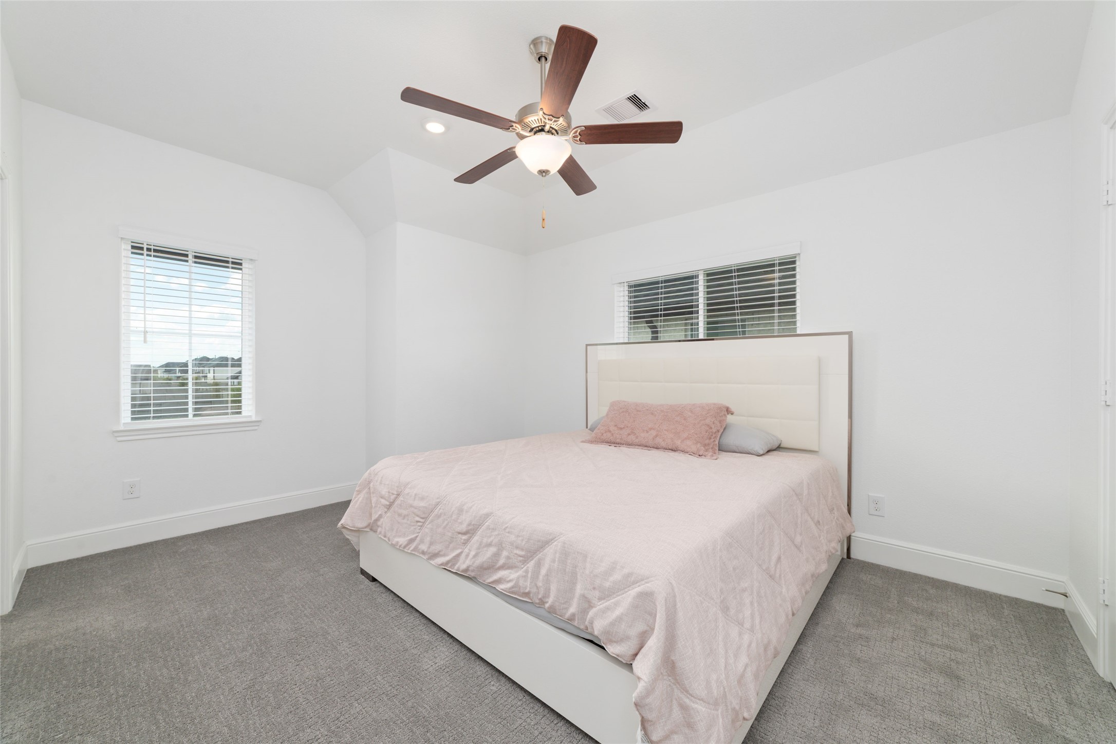 5119 Flowery Crk Road Manvel, TX 77578 - Photo 30 of 36
