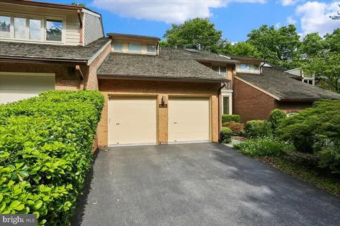 $1,480,000 | 6113 Goldtree Way, Bethesda, MD 20817