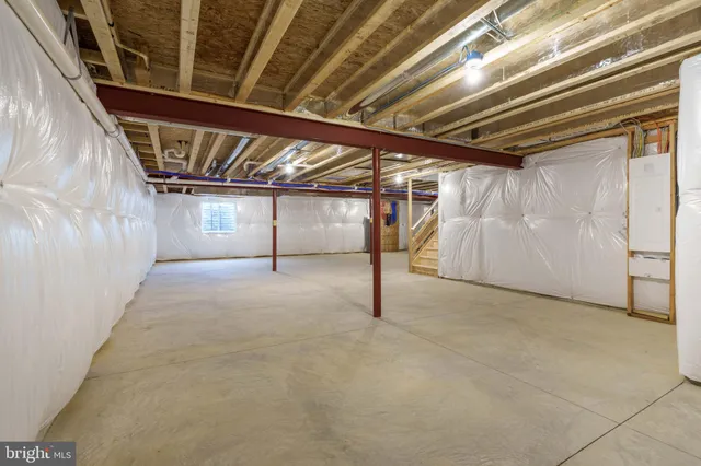 $389,900 | 61 Kristi Lane, Biglerville, PA 17307