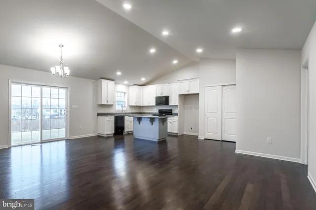 $389,900 | 61 Kristi Lane, Biglerville, PA 17307