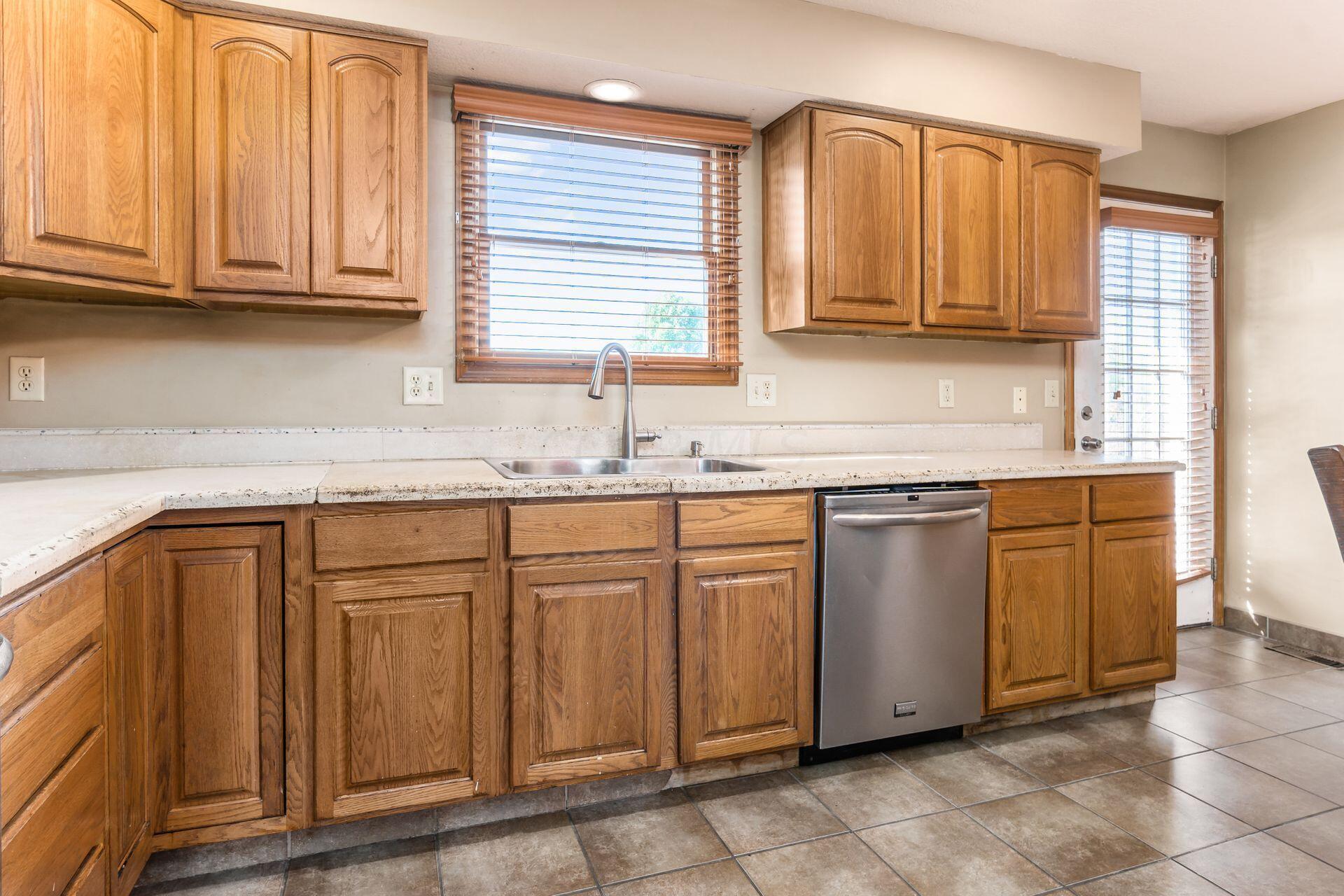 4357 Zuber Road Orient, OH 43146 - Photo 11 of 55 011_er Rd Orient OH 43146 USA
