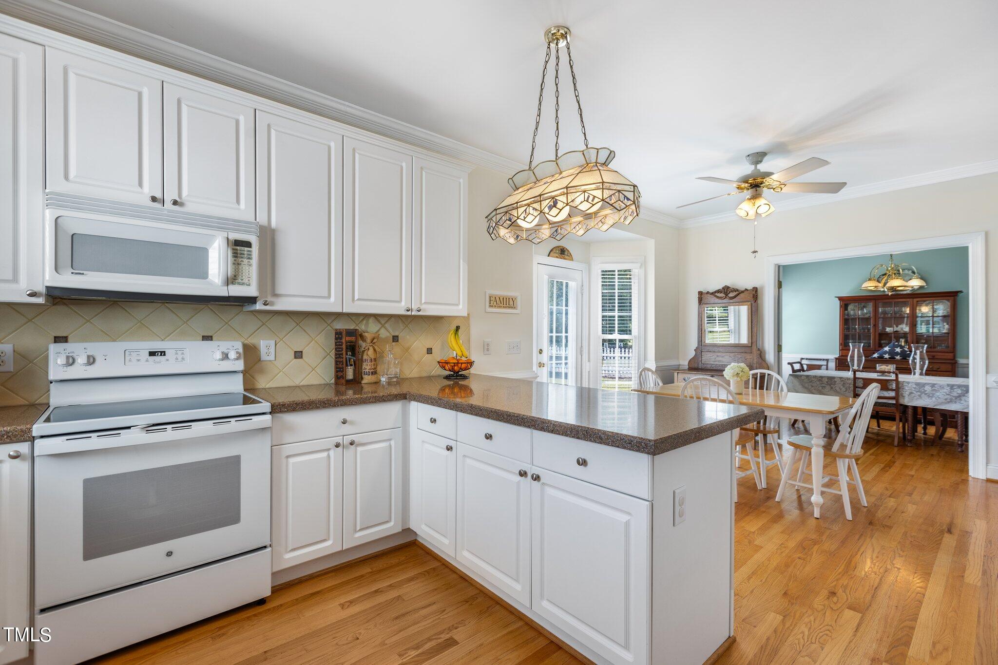 3660 Kapalua Way Raleigh, NC 27610 - Photo 9 of 40 29-web-or-mls-IMGL3693