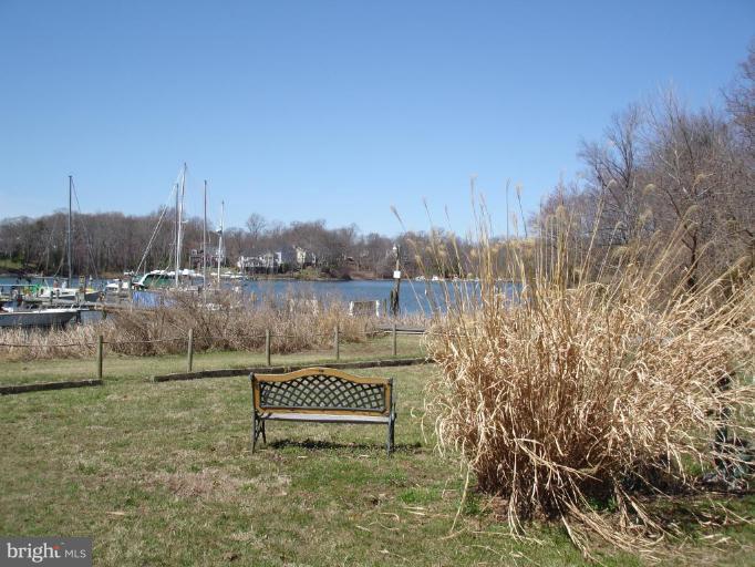 175 Southdown Road Edgewater, MD 21037 - Photo 18 of 30 Community Amenities 5