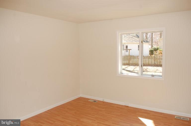 175 Southdown Road Edgewater, MD 21037 - Photo 3 of 30 Bedroom #2