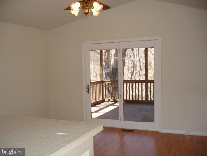 175 Southdown Road Edgewater, MD 21037 - Photo 22 of 30 Breakfast Area