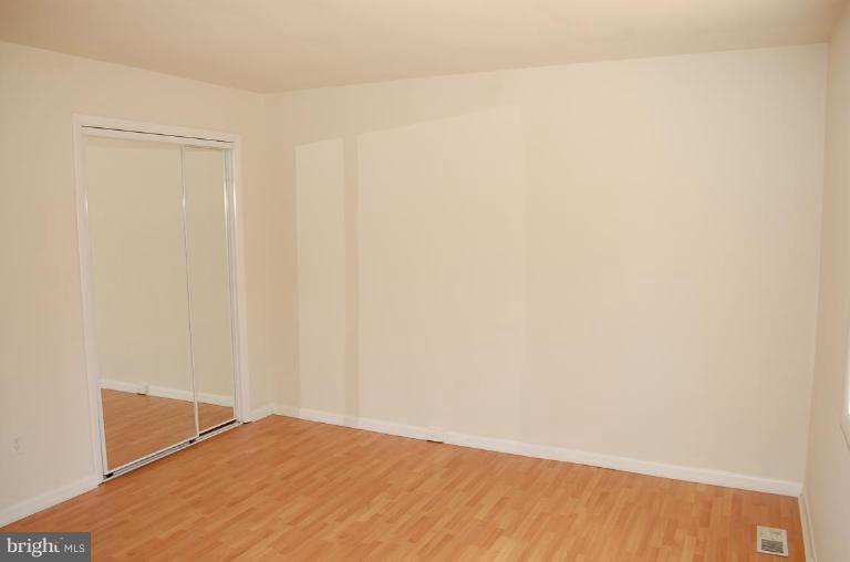 175 Southdown Road Edgewater, MD 21037 - Photo 26 of 30 Master Bedroom
