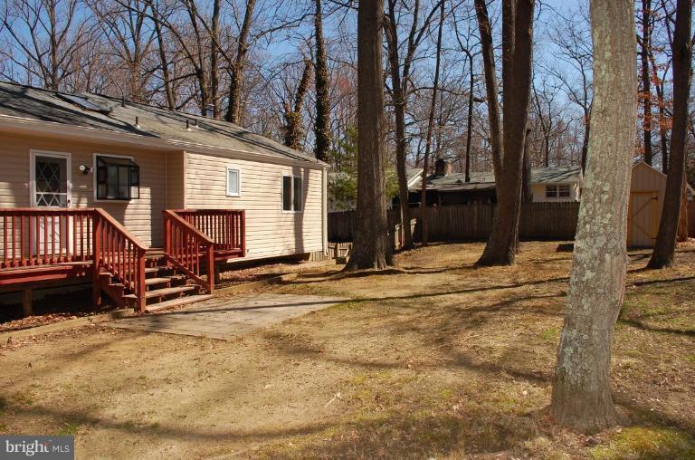175 Southdown Road Edgewater, MD 21037 - Photo 10 of 30 Exterior (Rear)