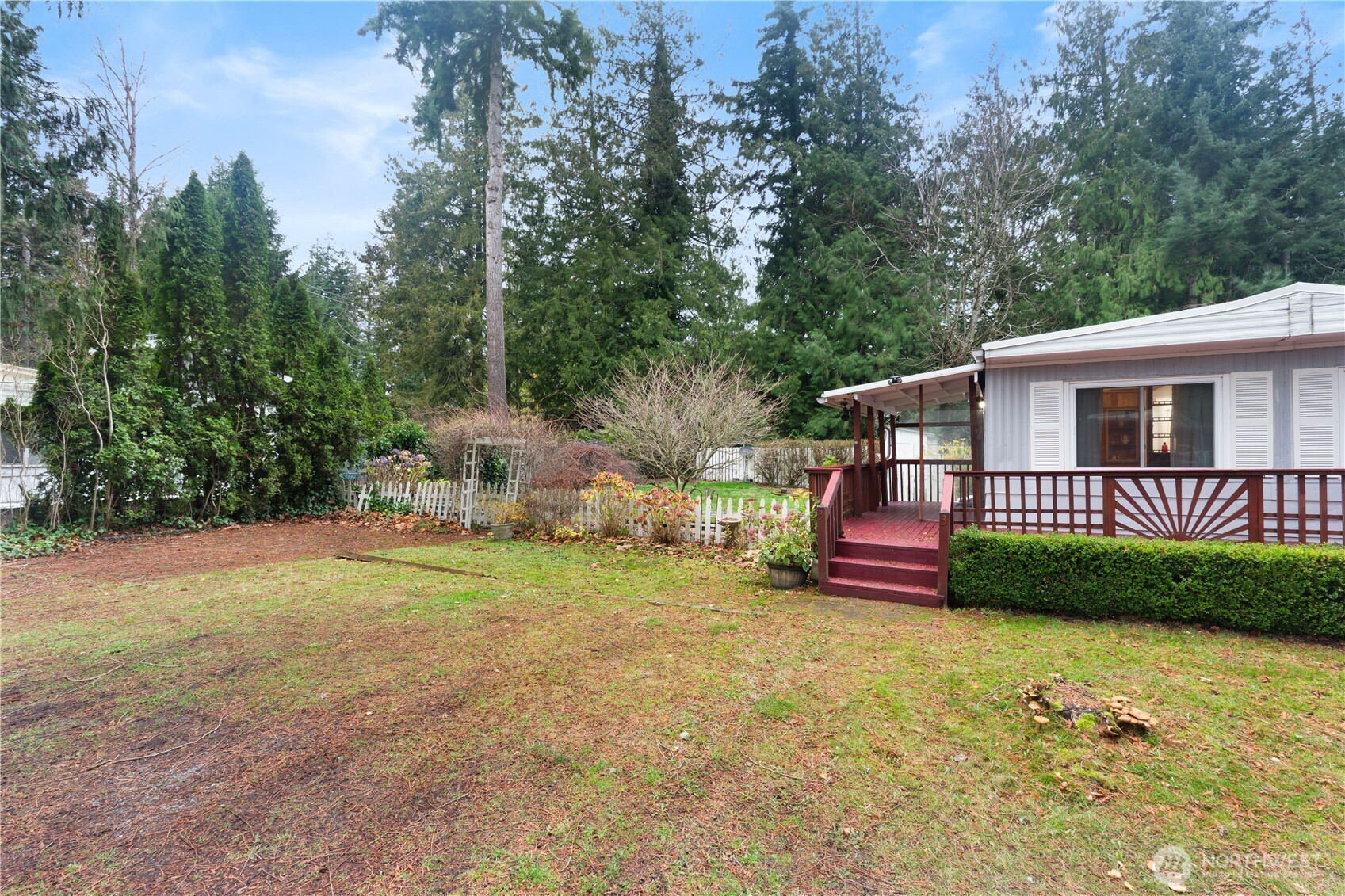 2284 Yew Street Road, Unit D3 Bellingham, WA 98229 - Photo 20 of 26