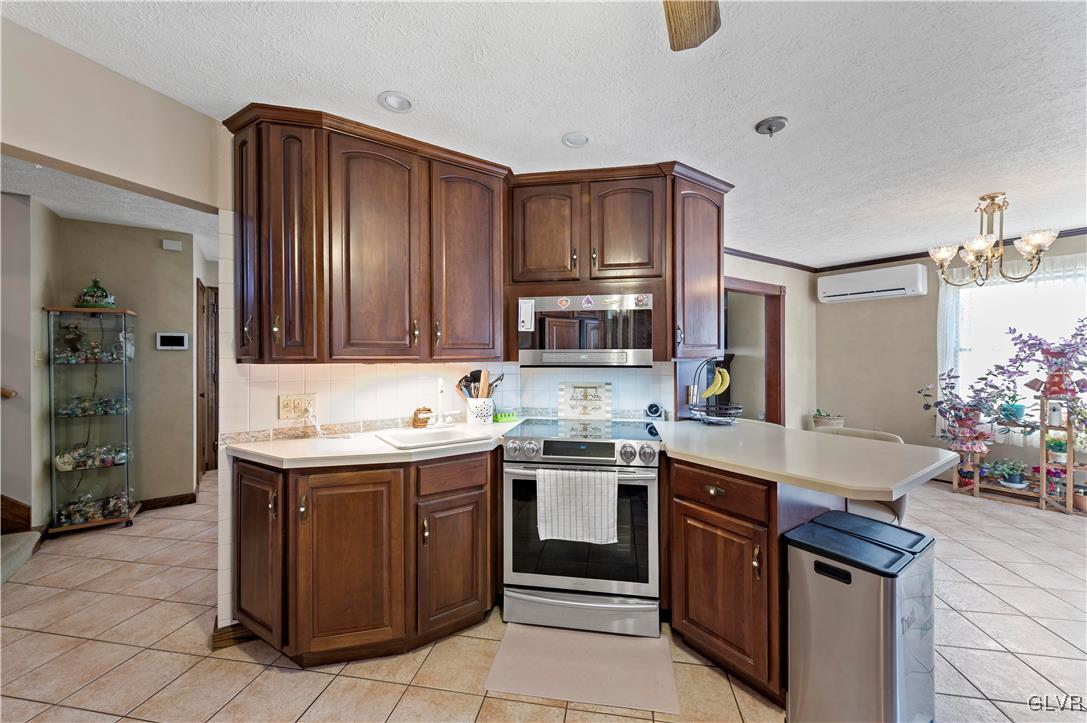 1251 Harwood Road Hazleton, PA 18202 - Photo 6 of 33 Gallery Image 6
