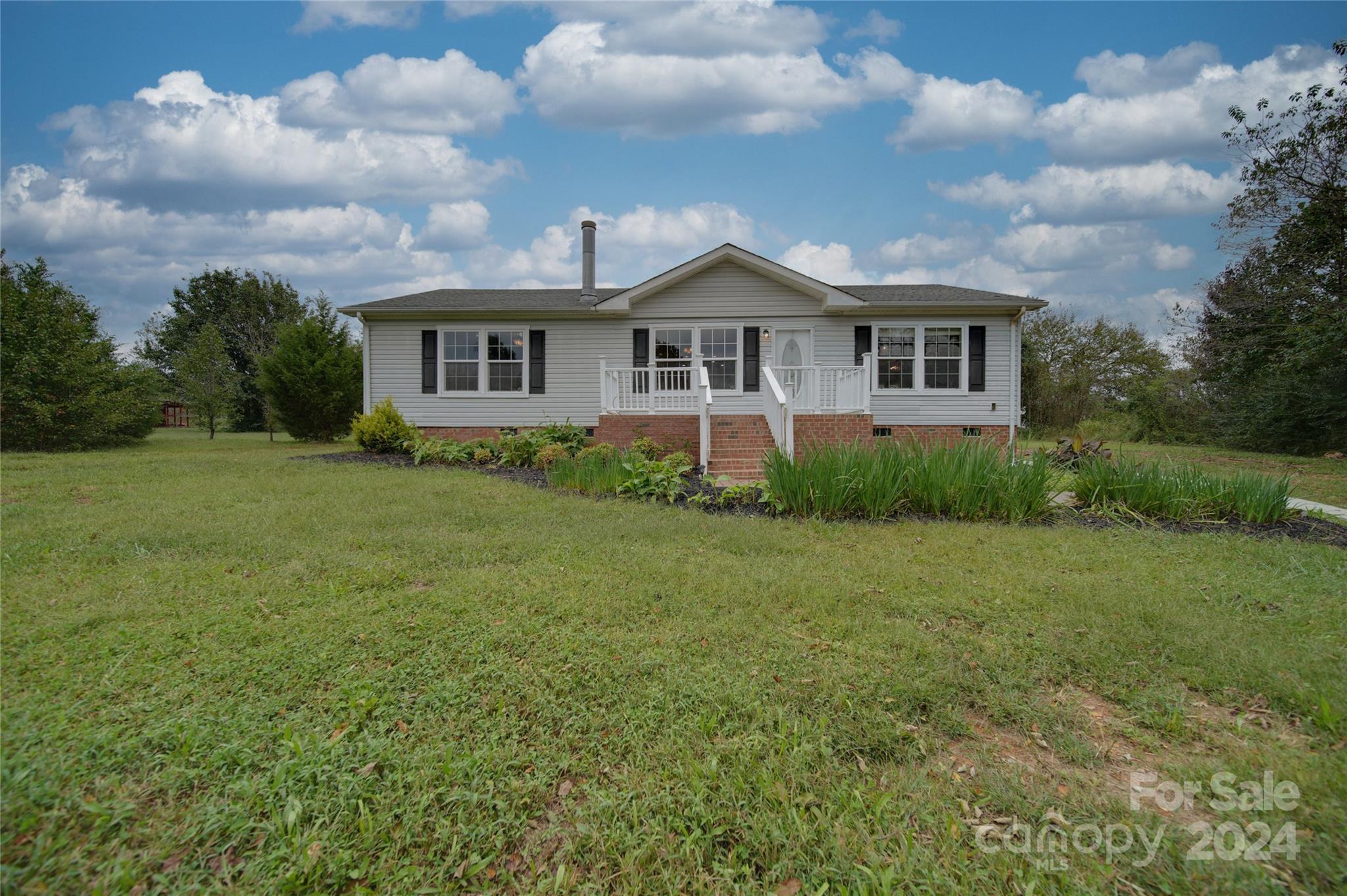 821 Hephzibah Church Road Crouse, NC 28033 - Photo 9 of 26 Gallery Image 9