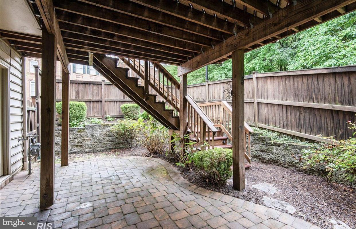 12461 Rose Path Circle Fairfax, VA 22033 - Photo 13 of 15 Exterior (General)