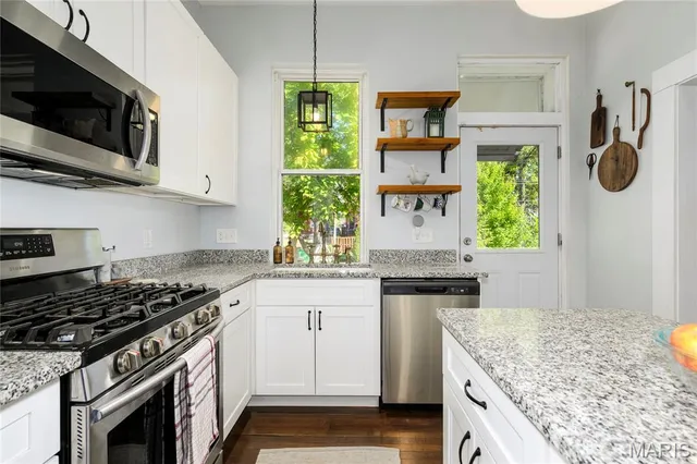 $240,000 | 5647 Chamberlain Avenue, St. Louis, MO 63112