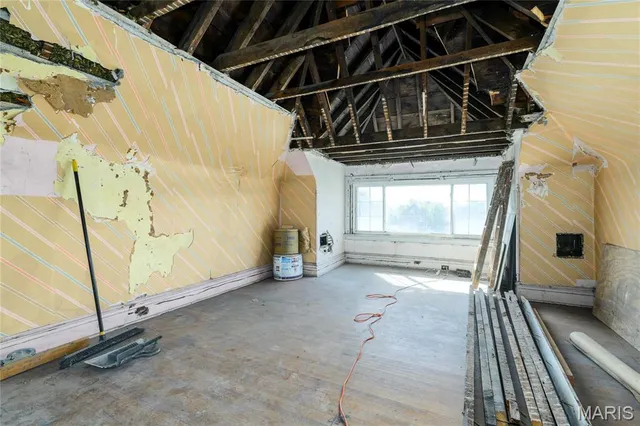 $240,000 | 5647 Chamberlain Avenue, St. Louis, MO 63112