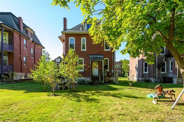 $240,000 | 5647 Chamberlain Avenue, St. Louis, MO 63112