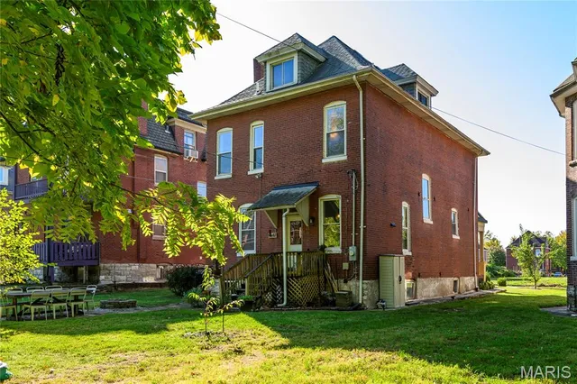 $240,000 | 5647 Chamberlain Avenue, St. Louis, MO 63112