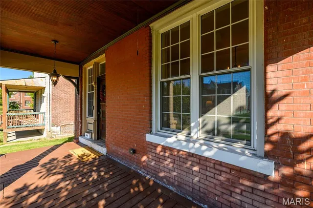 $240,000 | 5647 Chamberlain Avenue, St. Louis, MO 63112