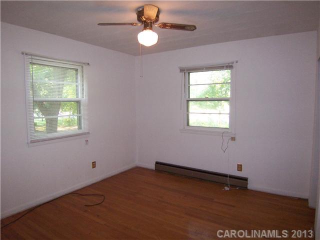 1715 Fallston Road Shelby, NC 28150 - Photo 6 of 15 Gallery Image 6