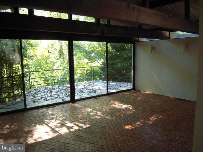 917 Rolandvue Road Towson, MD 21204 - Photo 3 of 23 Dining Room