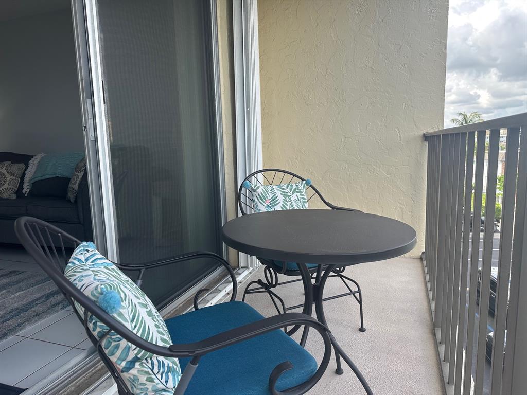 1009 North Ocean Boulevard, Unit 407 Pompano Beach, FL 33062 - Photo 13 of 35