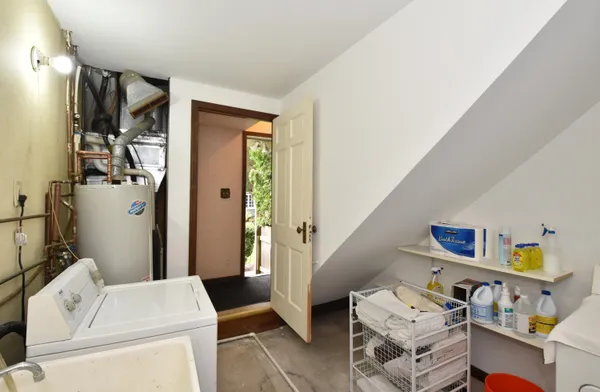 $1,500 | 661 South Lake Shore Drive, Lake Geneva, WI 53147