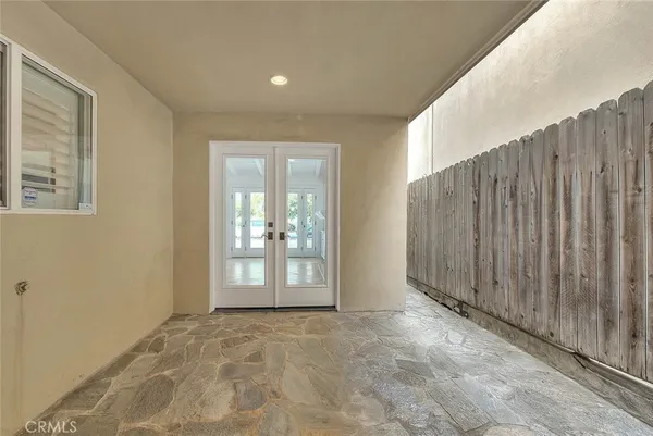 $1,990,000 | 75 Claremont Avenue, Long Beach, CA 90803