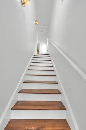 $1,990,000 | 75 Claremont Avenue, Long Beach, CA 90803