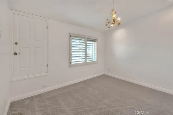 $1,990,000 | 75 Claremont Avenue, Long Beach, CA 90803