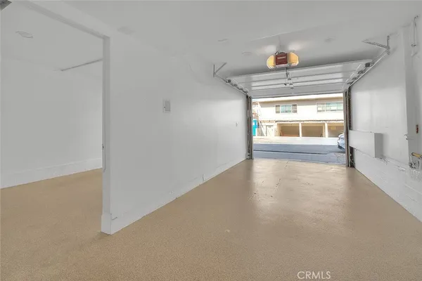 $1,990,000 | 75 Claremont Avenue, Long Beach, CA 90803