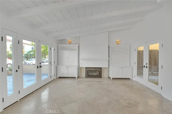 $1,990,000 | 75 Claremont Avenue, Long Beach, CA 90803