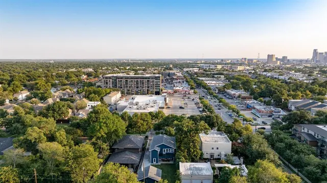 $1,350,000 | 5711 Belmont Avenue, Dallas, TX 75206